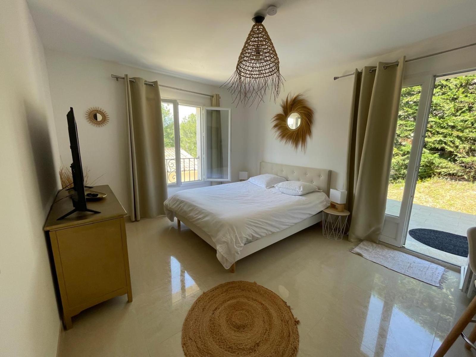 Appartement Villa D'Aurore Le Rouret Luaran gambar