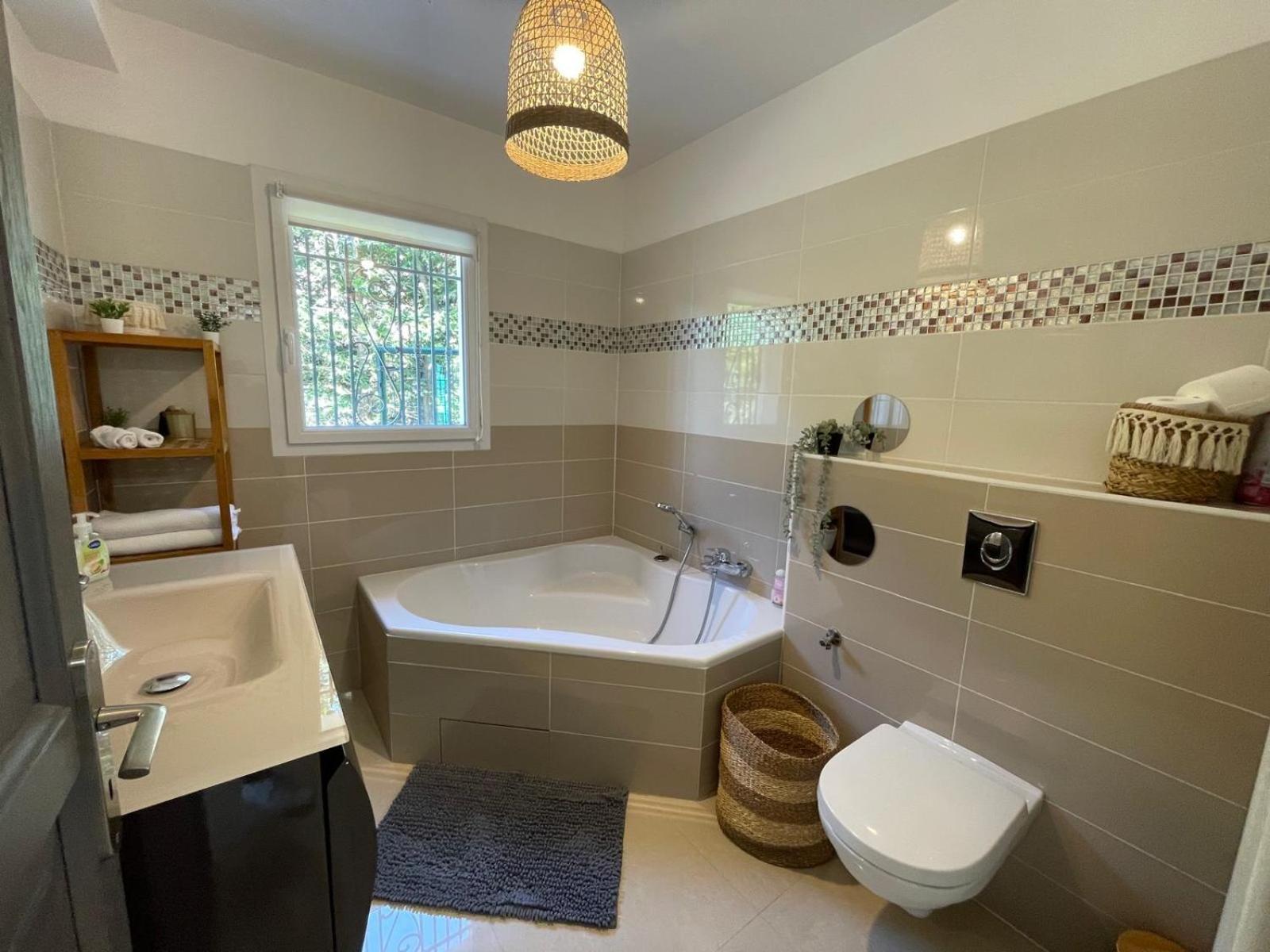 Appartement Villa D'Aurore Le Rouret Luaran gambar