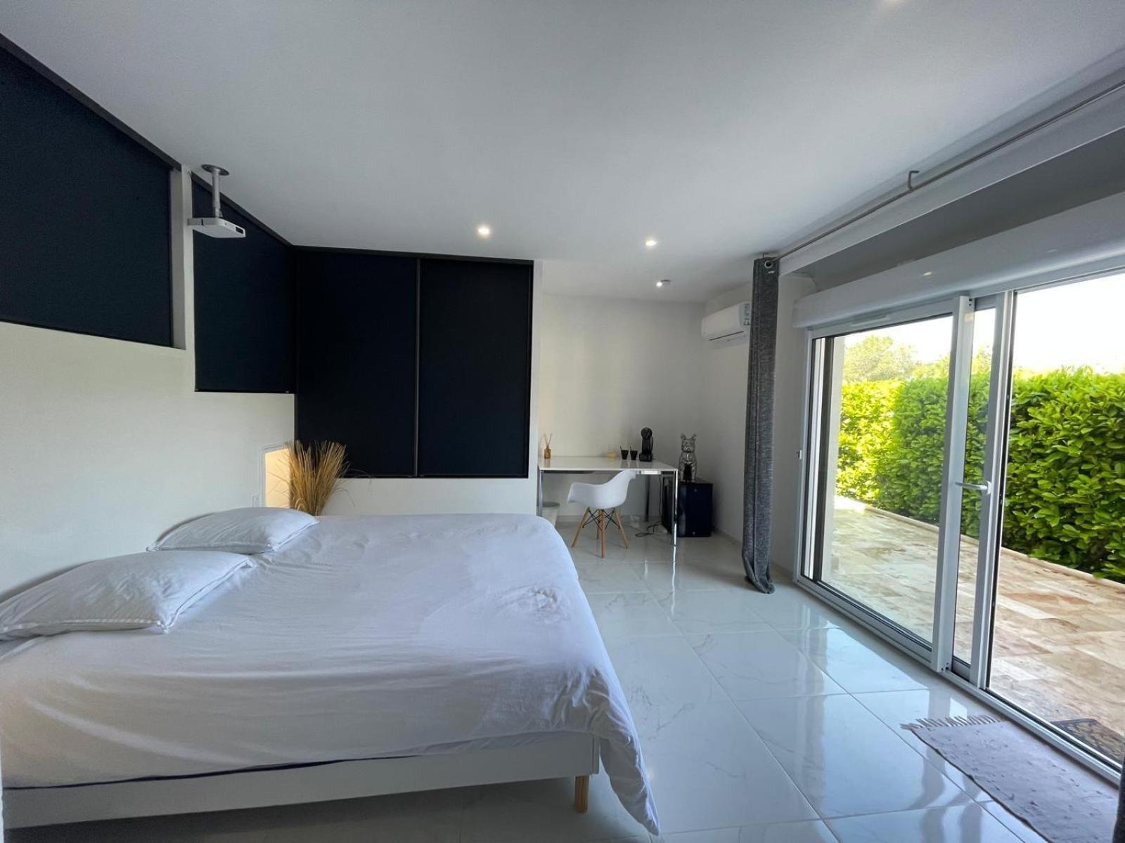 Appartement Villa D'Aurore Le Rouret Luaran gambar